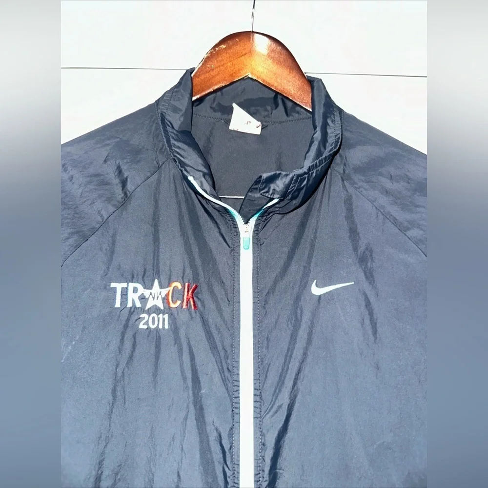 Nike Athletic Dept Lightweight Track Nationals 2011 Windbreaker S
